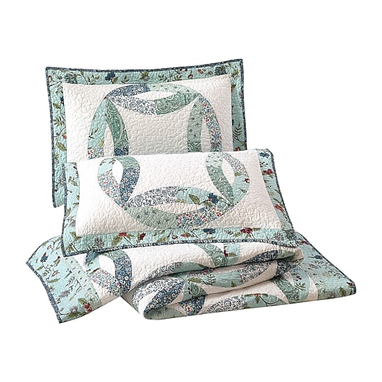 Modern Heirloom Felicity Wedding Ring Quilt Set