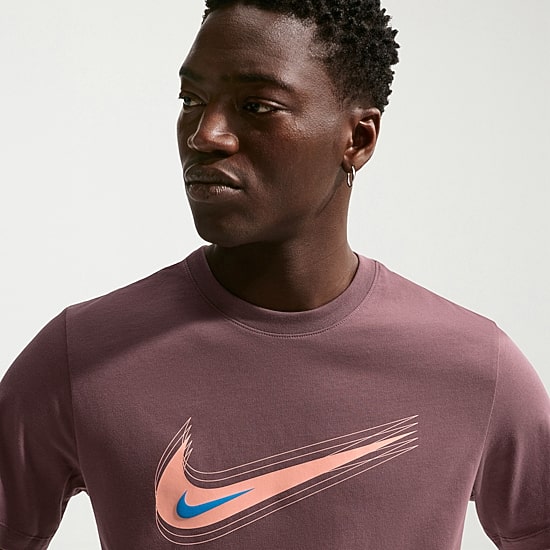 Nike Swoosh Mens Crew Neck Short Sleeve Classic Fit Graphic T-Shirt