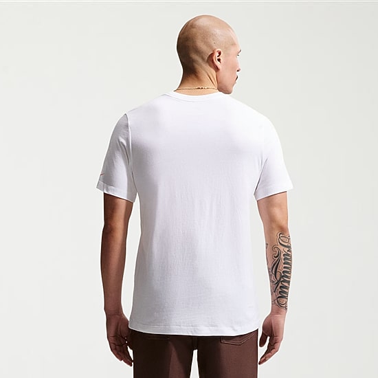 Nike Mens Crew Neck Short Sleeve Classic Fit Graphic T-Shirt