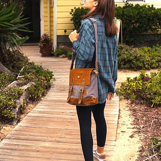 TSD Brand Valley Oak Crossbody Bag