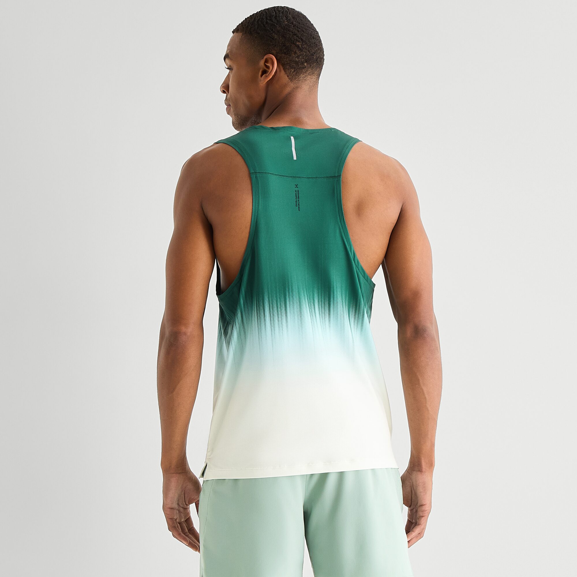 Xersion Mens U Neck Sleeveless Active Tank Top