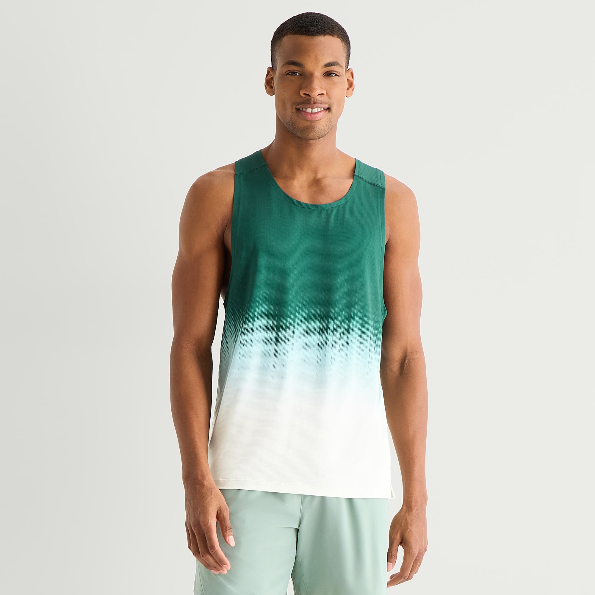 Xersion Mens U Neck Sleeveless Active Tank Top