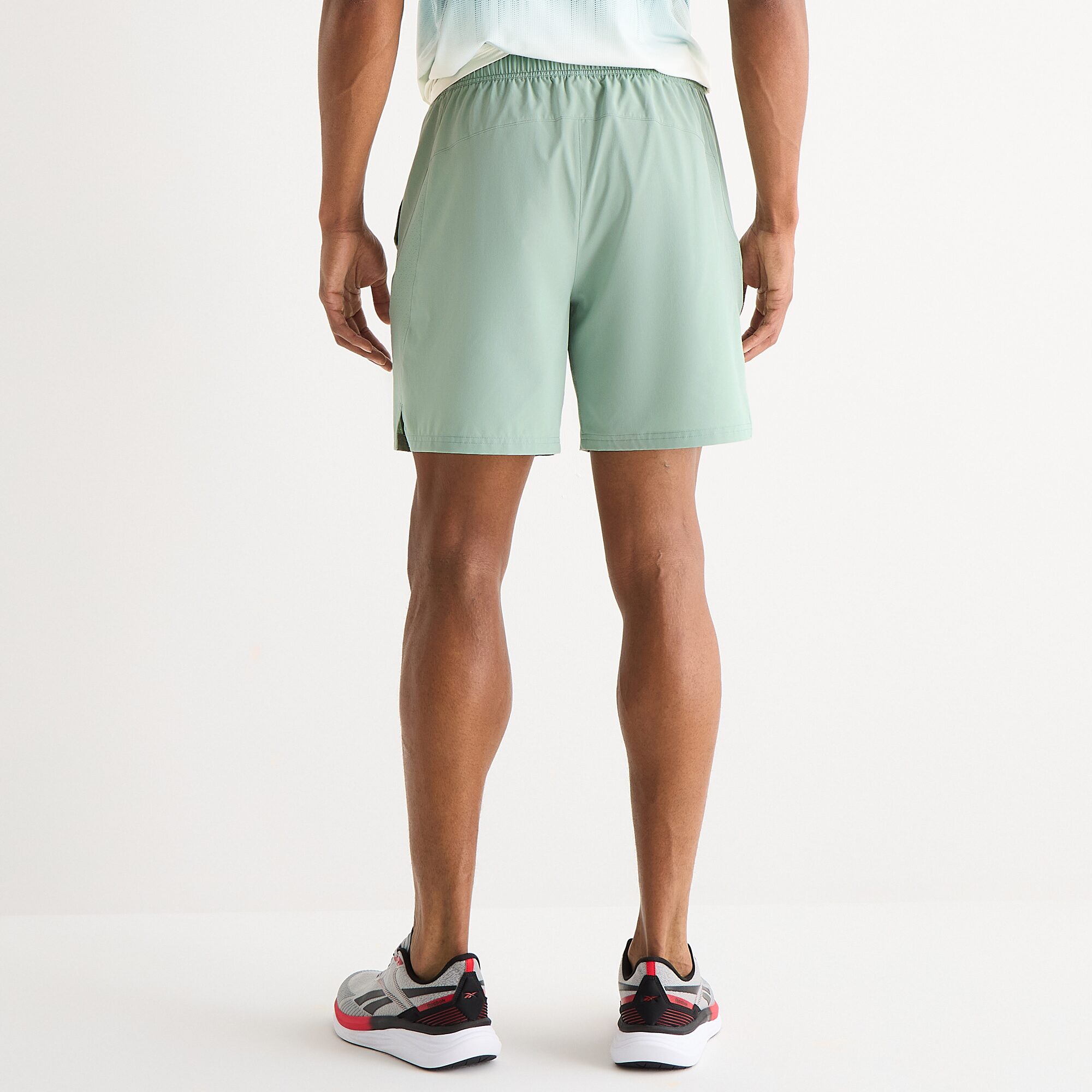 Xersion Mens 7" Moisture Wicking Wicked Workout Shorts