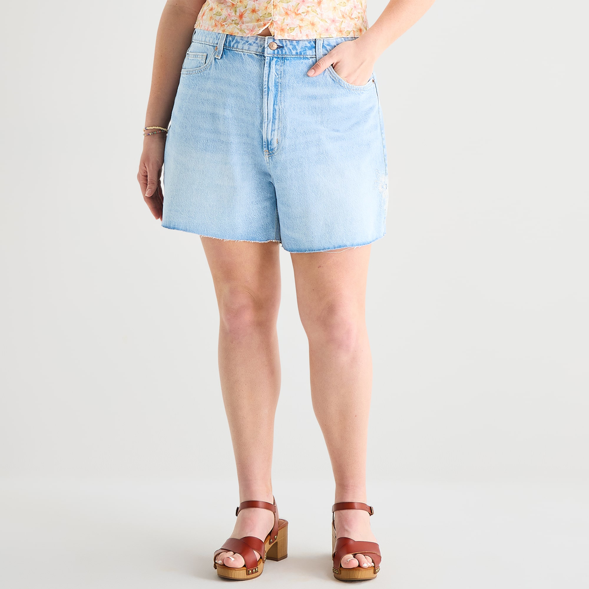 Arizona Womens 5" Mid Rise Juniors Denim Short