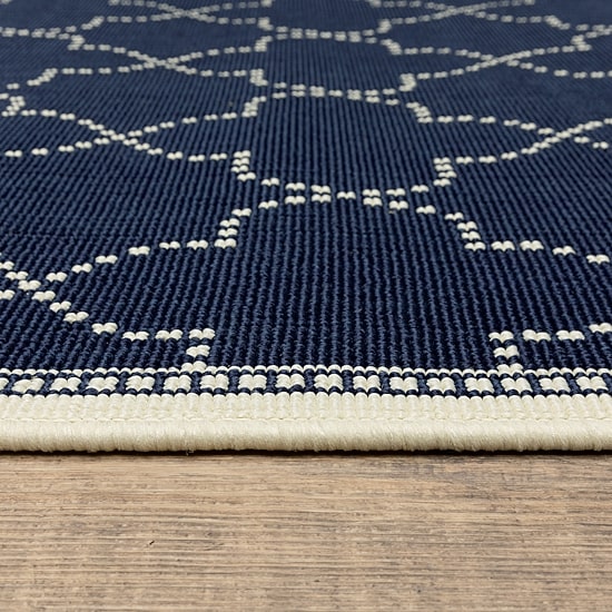 Covington Home Martinique Scallop Trellis Indoor Outdoor Rectangular Accent Rug