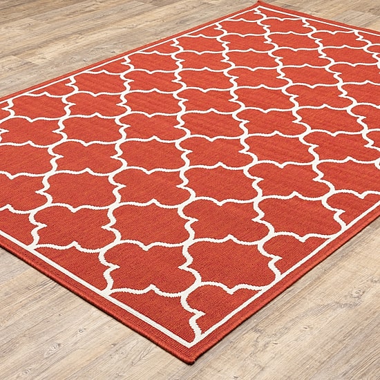 Covington Home Marquesas Scallop Trellis Indoor Outdoor Rectangular Accent Rug