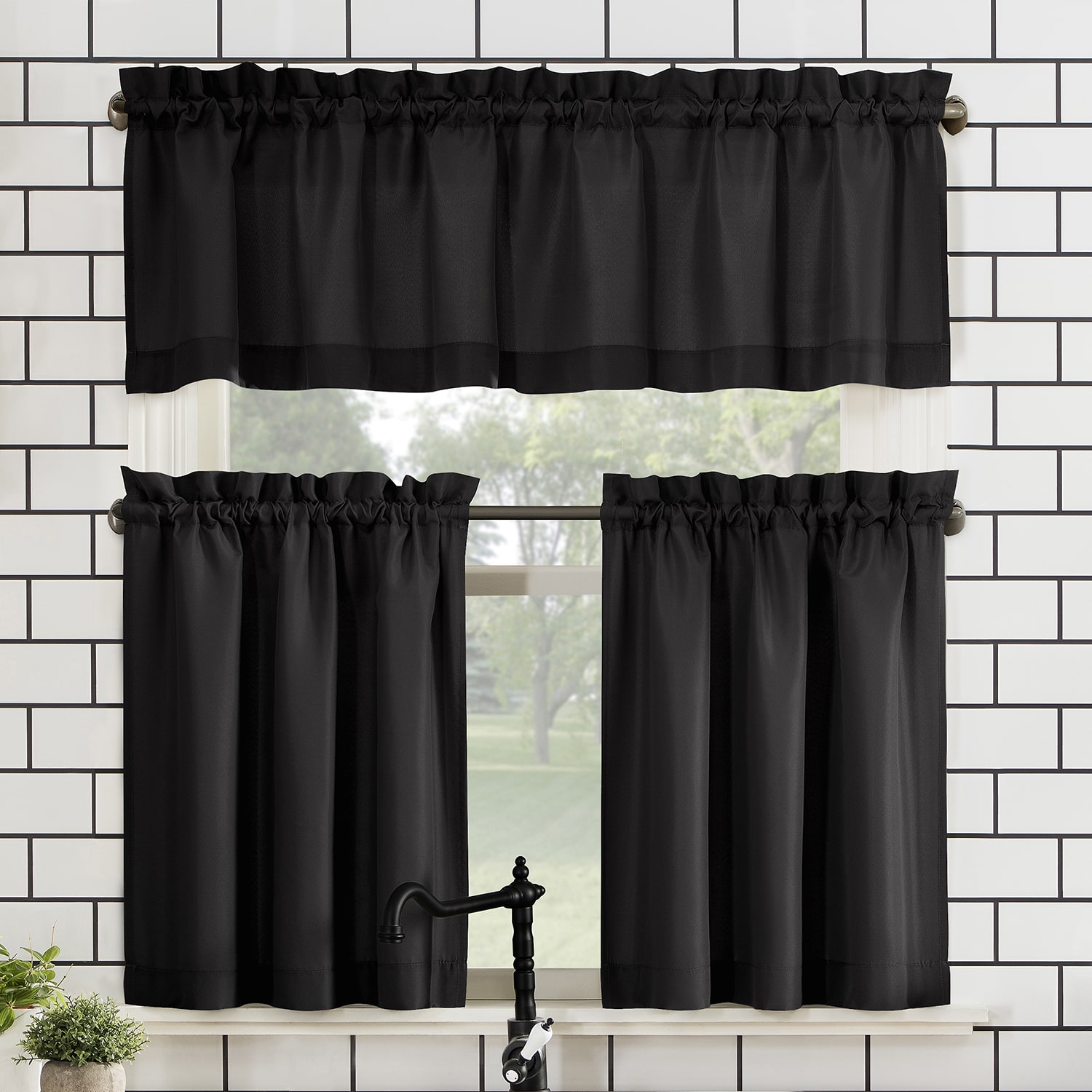 No 918 Martine 3-pc. Rod Pocket Window Tier