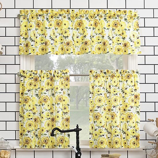 No 918 Sunny Rod Pocket Tailored Valance