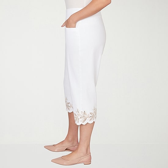 Alfred Dunner Natural Wonder Womens Plus Straight Mid Rise Capri Pant