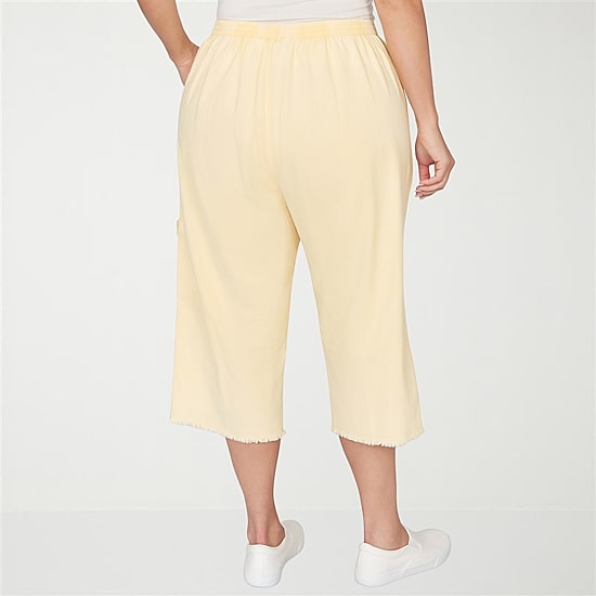 Alfred Dunner Out Of The Blue Womens Plus Straight Capri Pant