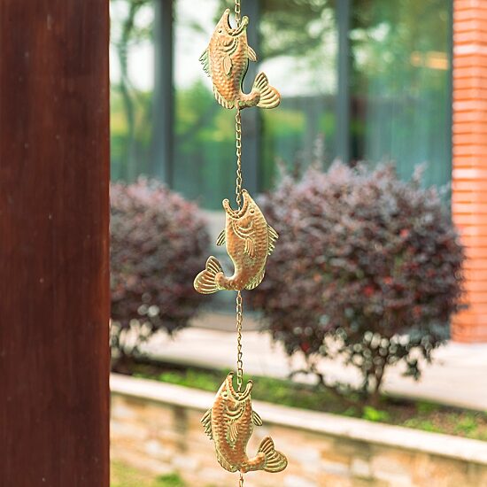 Glitzhome 8.5 Ft Fish Shaped Rain Chain Garland
