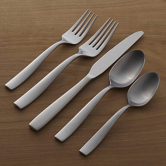 Oneida Everdine 20-pc. Flatware Set