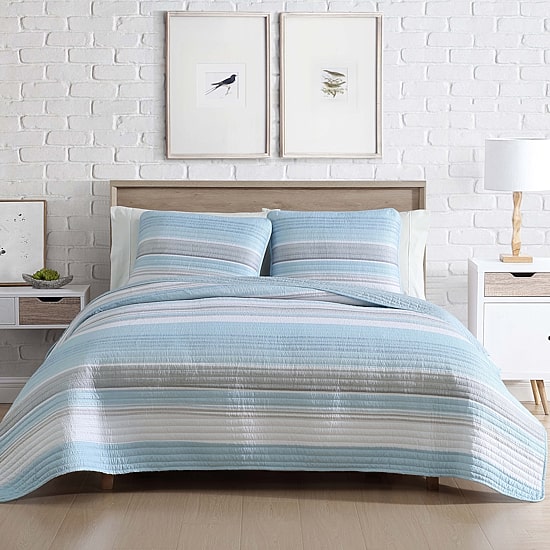 Beatrice Home Fashions Coralinn Quilt Set