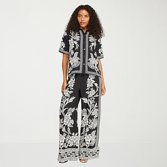 Premier Amour Womens Flare Pull-On Pant