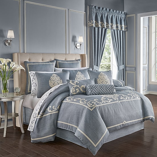 Queen Street Augusta 4-pc. Damask + Scroll Comforter Set