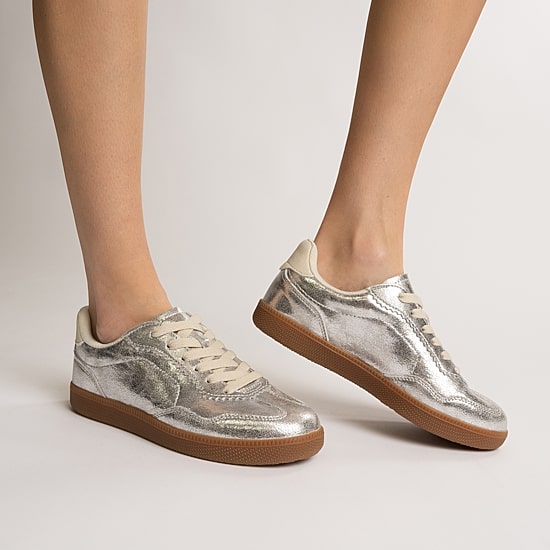 Journee Collection Lummie Womens Sneakers