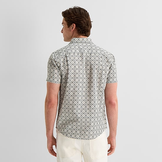 mutual weave Mens Short Sleeve Classic Fit Button-Down Shirt