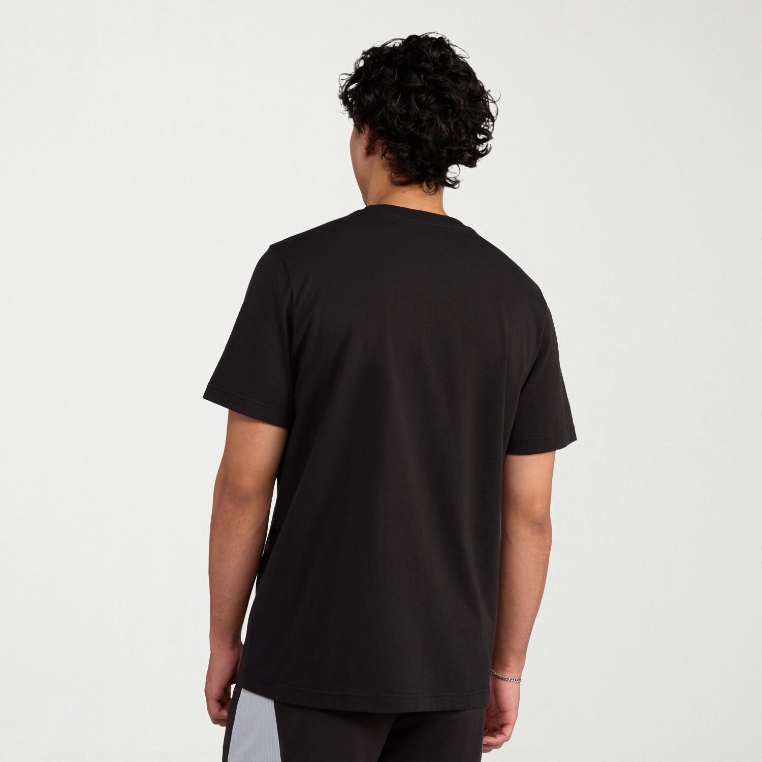 PUMA Mens Crew Neck Short Sleeve Regular Fit Graphic T-Shirt