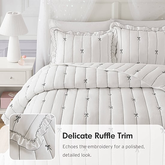 Intelligent Design Florence Embroidered Ruffle Easy Care Quilt Set