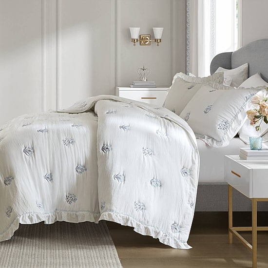 Intelligent Design Arya Floral Embroidered Ruffle Easy Care Quilt Set