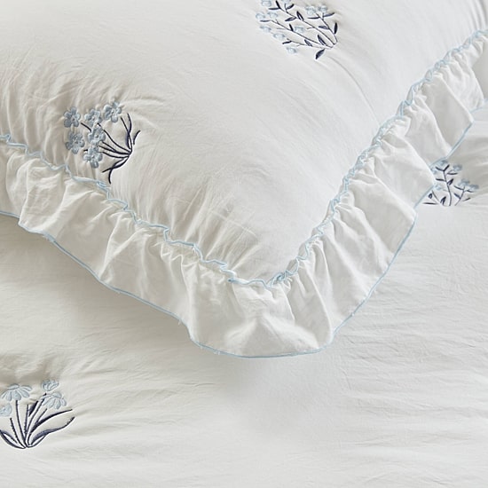 Intelligent Design Arya Floral Embroidered Ruffle Easy Care Quilt Set