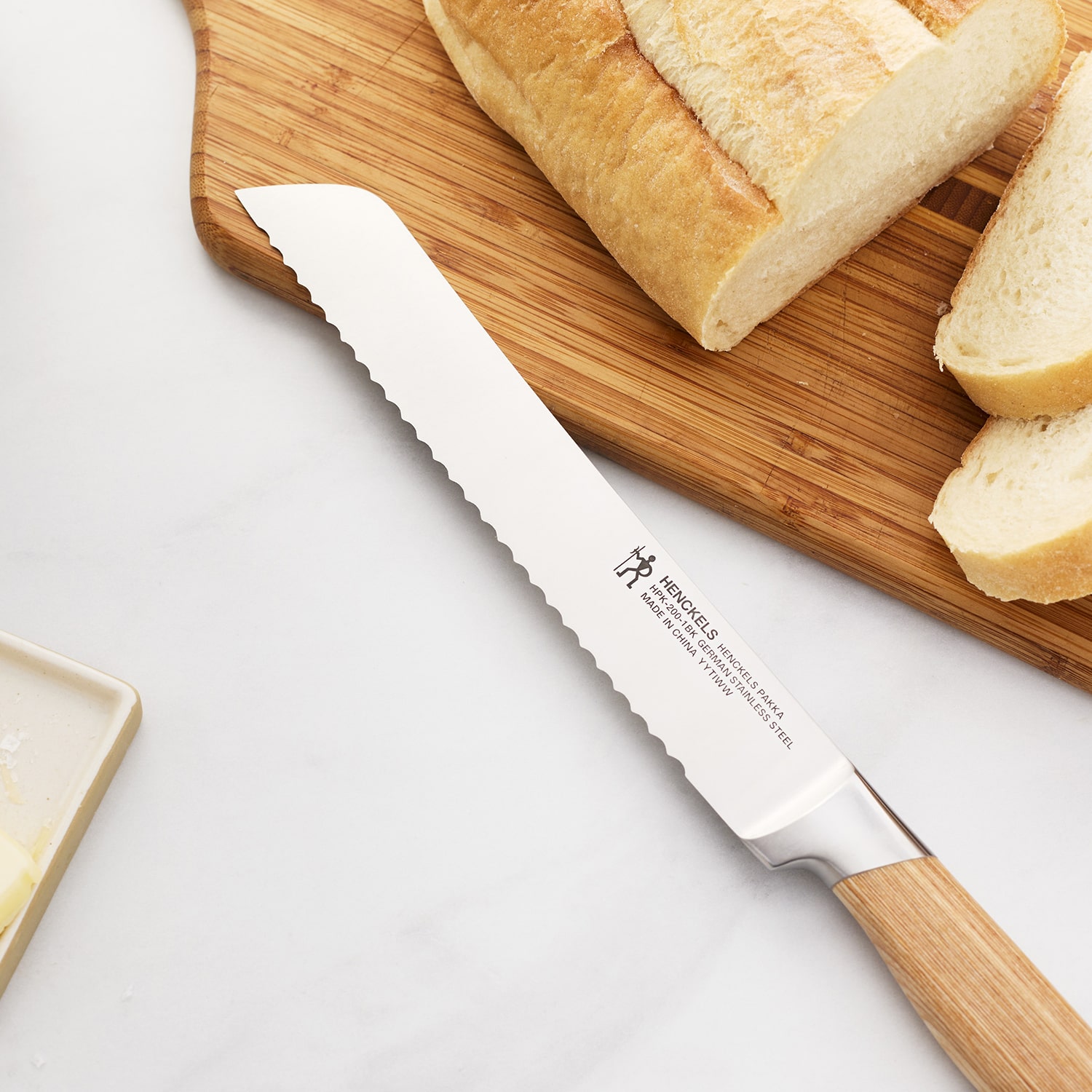 Henckels Pakka Bread Knife