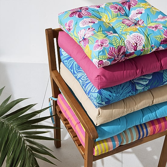Outdoor Oasis Multistripe Print Patio Seat Cushion