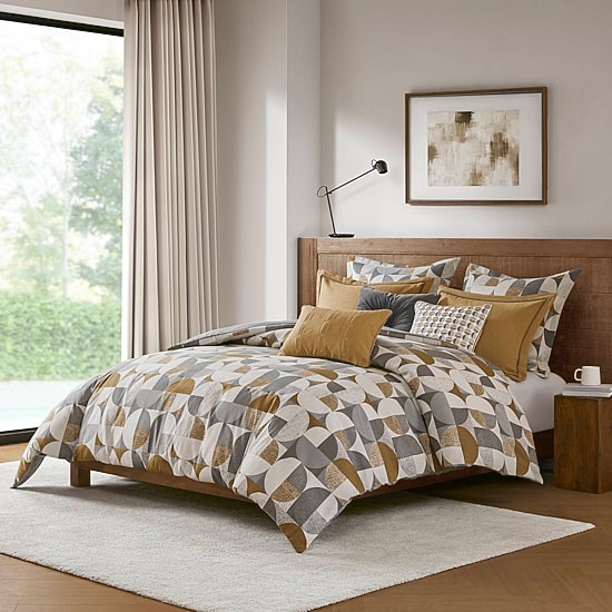 Madison Park Signature Cirque Jacquard 8-pc Oversized Midweight Comforter Set