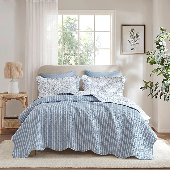 Madison Park Eamon Reversible Print Scalloped Edge 3-pc. Quilt Set
