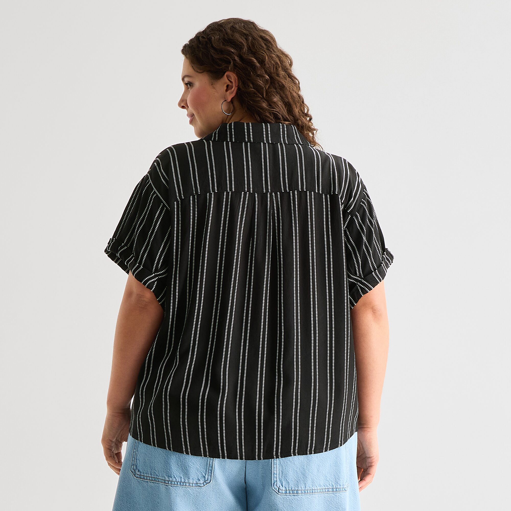 a.n.a Womens Plus Short Sleeve Blouse