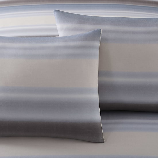 Vellux Alfie Midweight REVERSIBLE Comforter Set