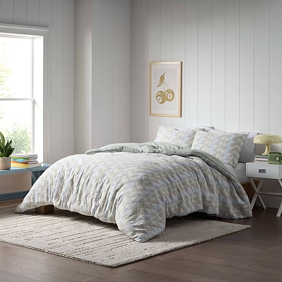 Martex Expression Yuma Midweight Down Alternative Comforter Set