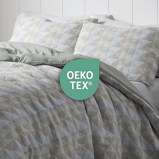 Martex Expression Yuma Midweight Down Alternative Comforter Set