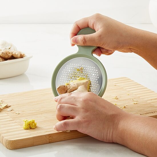 BergHOFF Leo Balance 18/10 Stainless Steel Round Fine Paddle 6" Grater