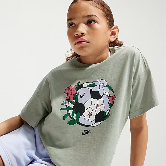 Nike Club Big Kid Girls Crew Neck Short Sleeve Oversized Graphic T-Shirt