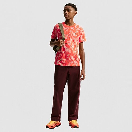 Nike Club Big Kid Unisex Crew Neck Short Sleeve Regular Fit Graphic T-Shirt, Small, Orange
