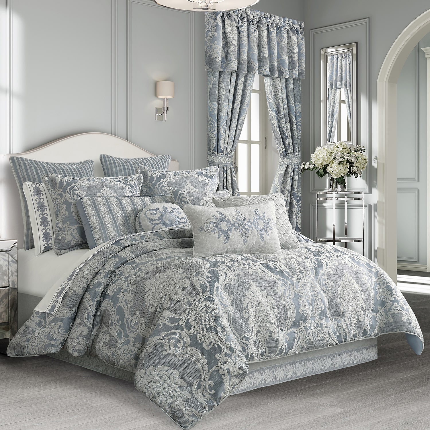 Queen Street Quincy 4-pc. Embellished Comforter Set