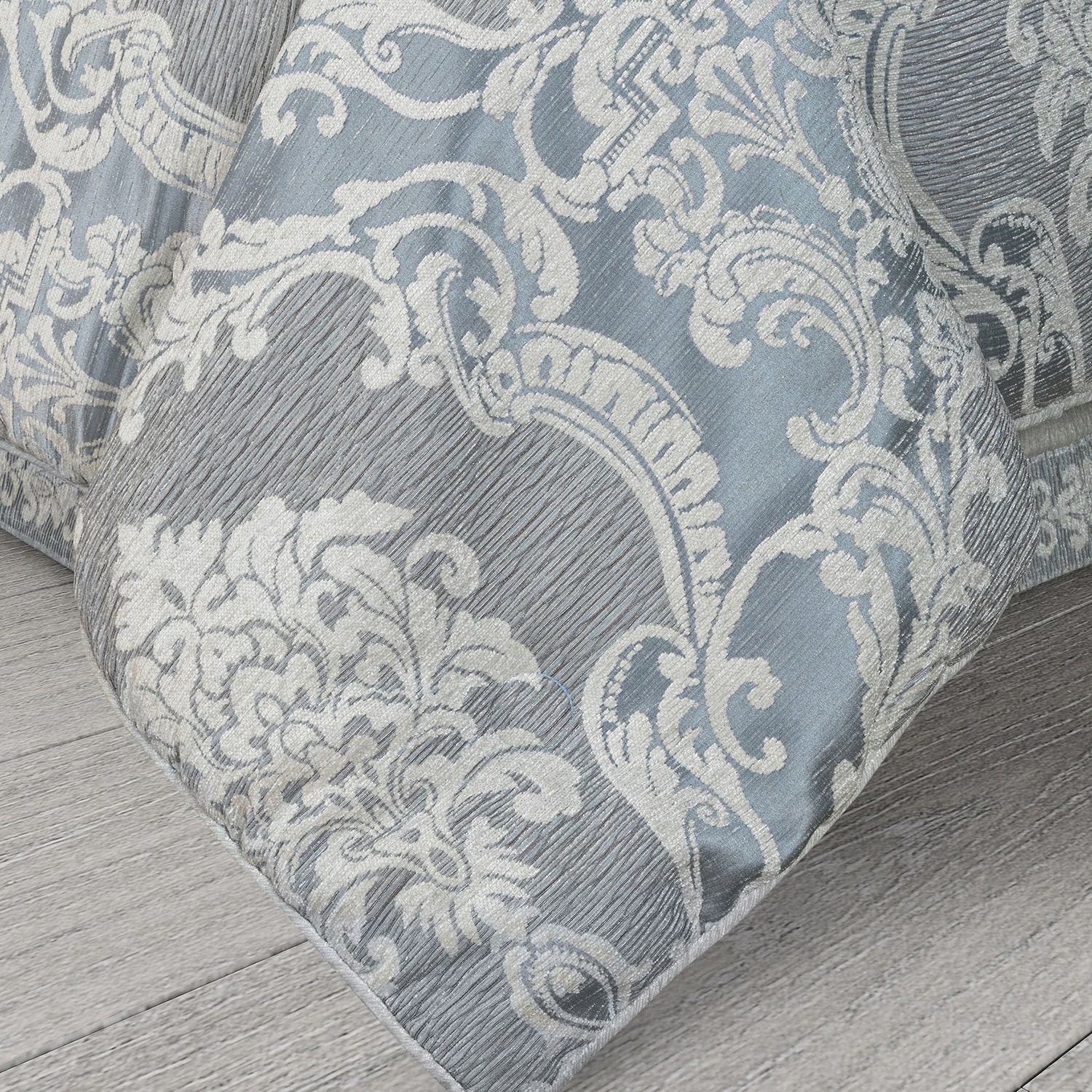 Queen Street Quincy 4-pc. Embellished Comforter Set