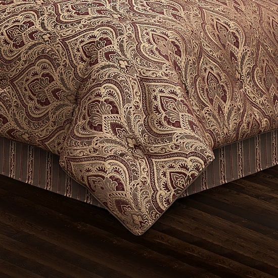 Five Queens Court Octavia 4-pc. Embellished Comforter Set