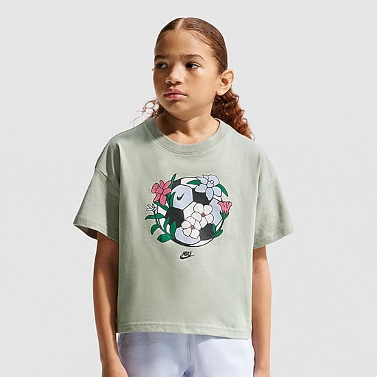 Nike Club Big Kid Girls Crew Neck Short Sleeve Oversized Graphic T-Shirt
