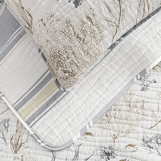 Linery Coastal Reversible Quilt Set