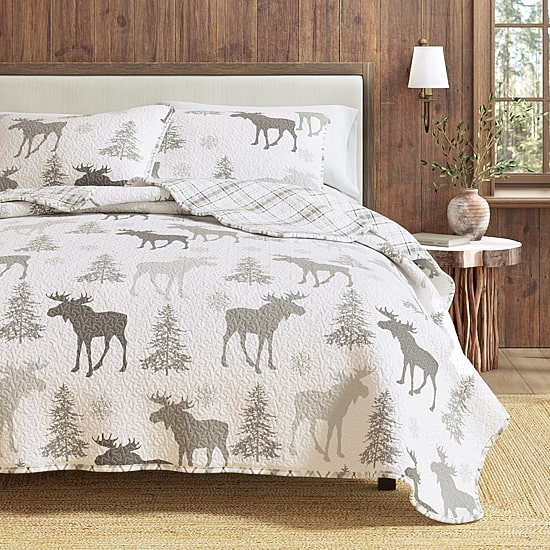 Linery Moose Trees Reversible Quilt Set