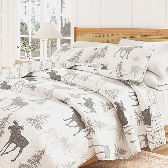 Linery Moose Trees Reversible Quilt Set