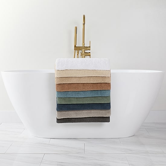 Casual Comfort Solid Reversible Bath Rug