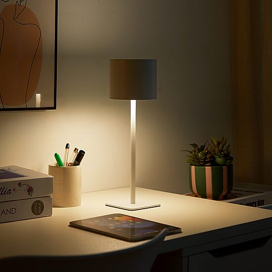 AEROPOSTALE White Stainless Steel Table Lamp