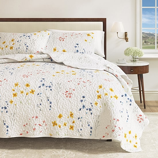 Linery Colorful Floral Reversible Quilt Set