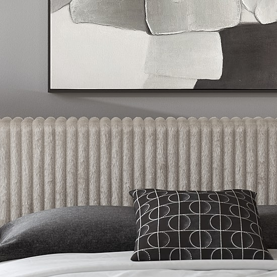Signature Design by Ashley Rogers Upholstered Bed