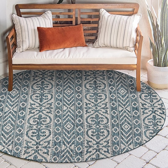 Sylvestra Entwined Geometric 7'6"X7'6" Indoor Outdoor Round Area Rug