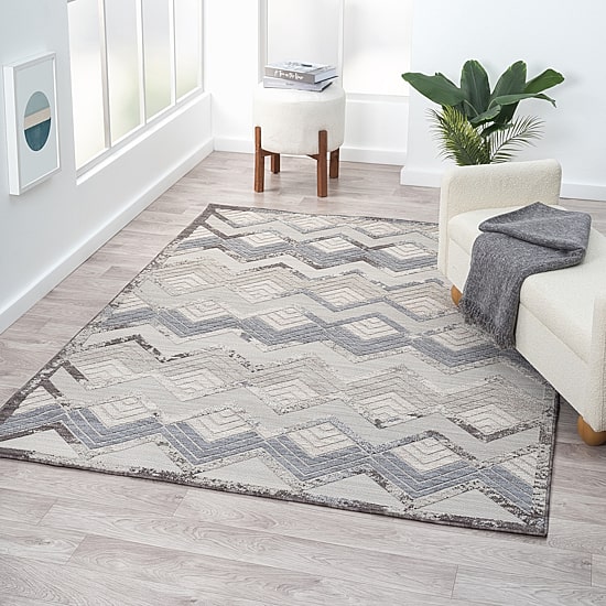 Winona Chevron PET Yarn Indoor Outdoor Rectangular Area Rug