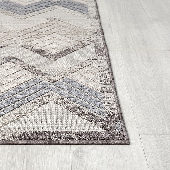 Winona Chevron PET Yarn Indoor Outdoor Rectangular Area Rug